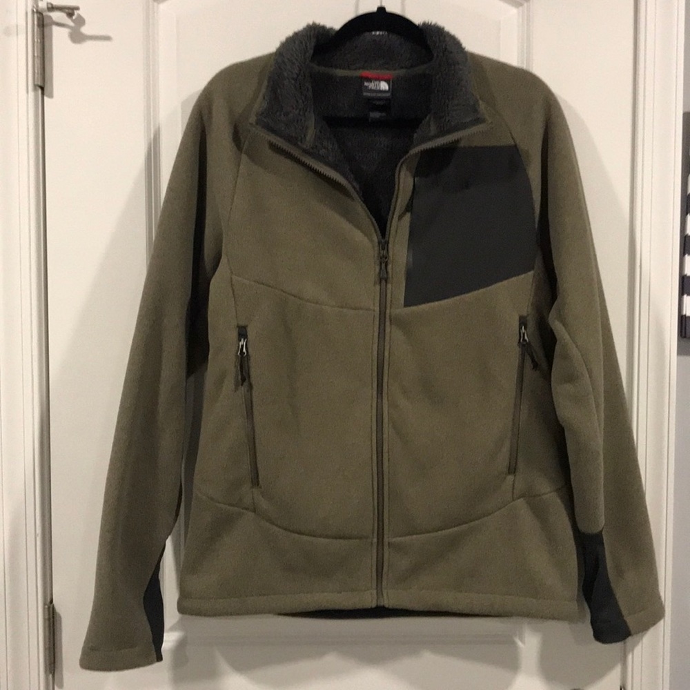 🦔Men’s North Face Faux Fur Lined Jacket🦔